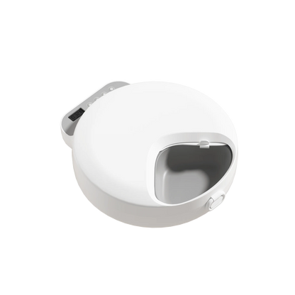 Automatic feeder for wet food, four pet feeders for different foods, dry and wet food cat feeding bowl with ice packs